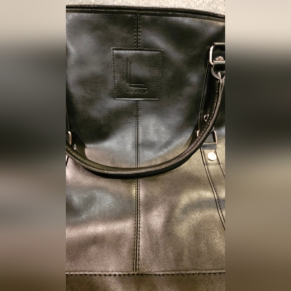 LOULU TRAVEL DUFFLE BAG - Picture 2 of 4